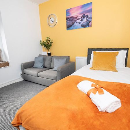 Versatile Cozy & Spacious Comfort Hull Apartments Kingston upon Hull Eksteriør billede